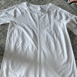 BRAND NEW ATHLETA SHIRT